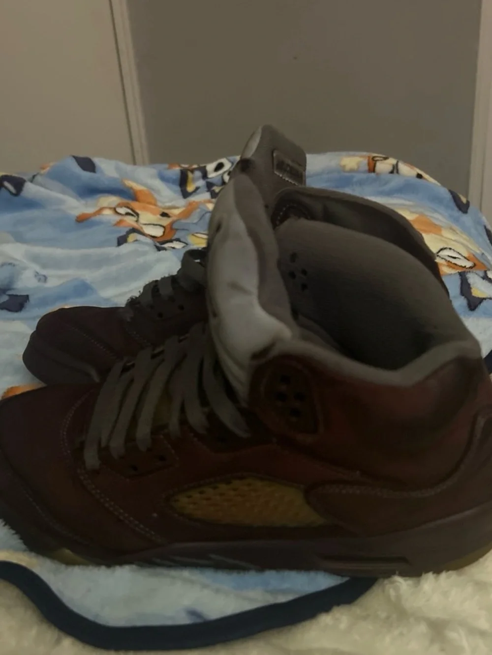 Nike Air Jordan Men’s Burgundy Velvet High-Top Sneakers